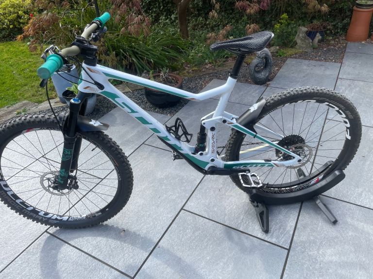 Scott Spark Full Suspension Mountain Bike - White, Good Condition