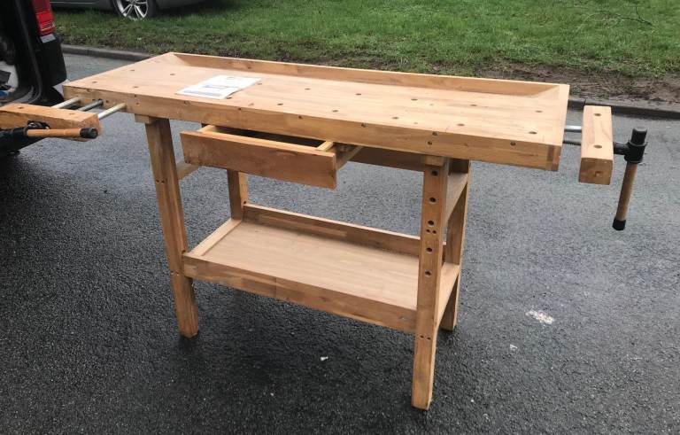 SIP Wooden/beech workbench