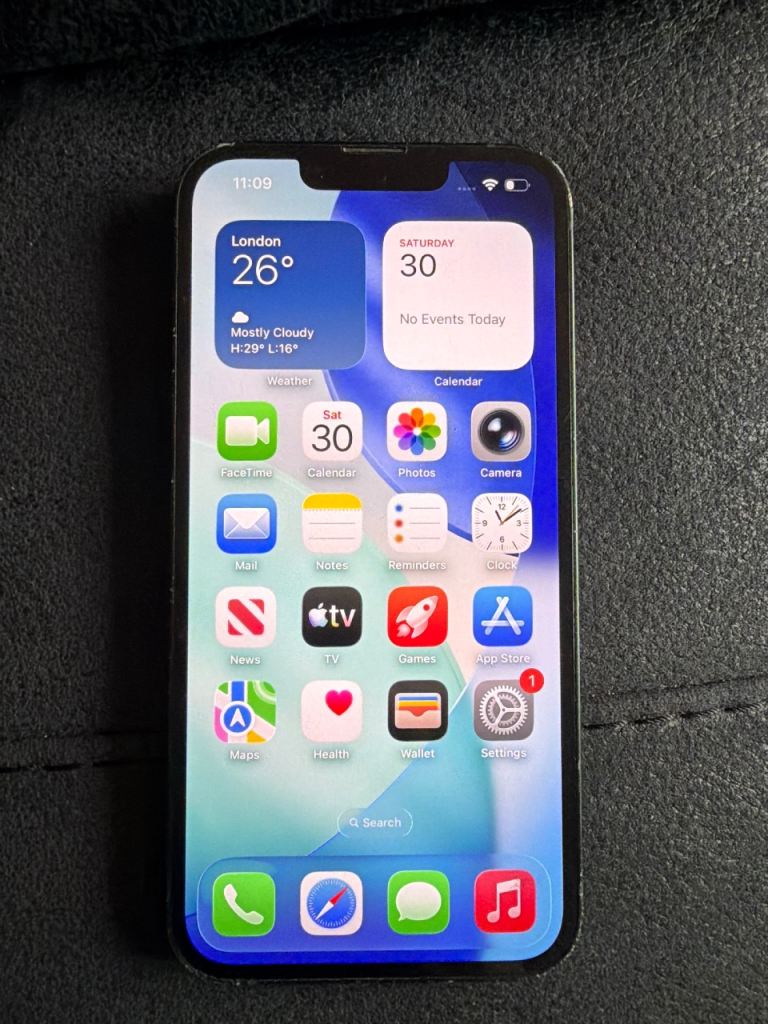 Green iPhone 13 128gb unlocked 