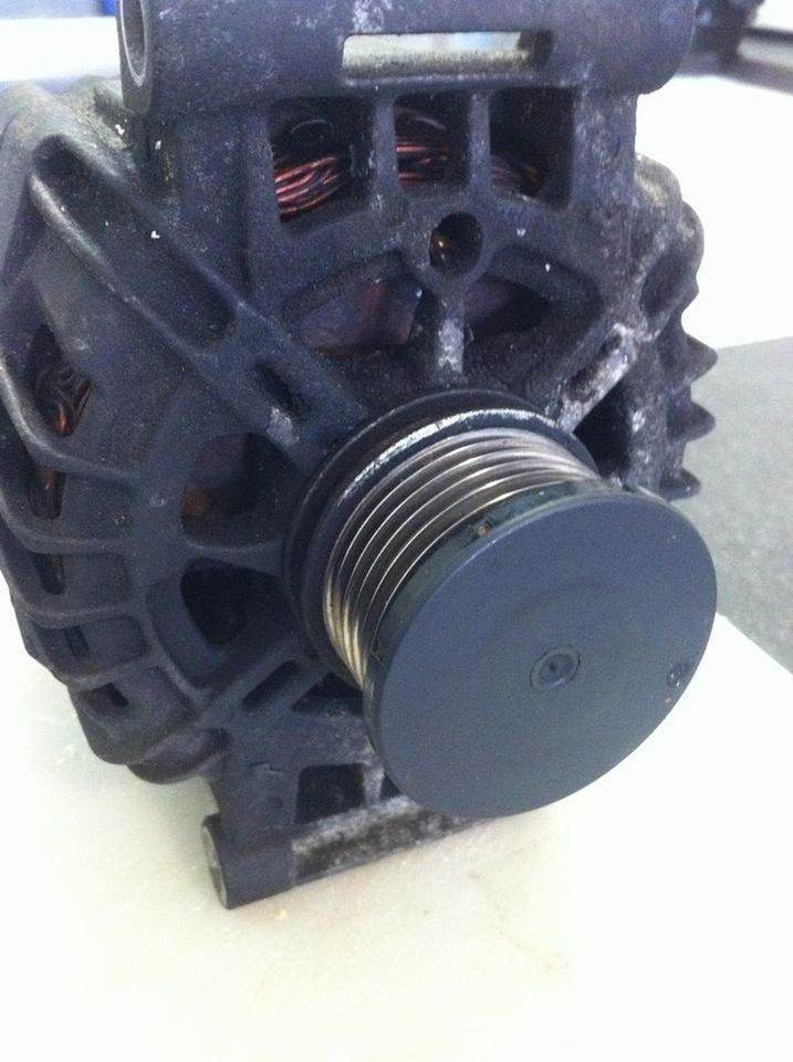 PEUGEOT 207CC CONVERTIBLE 2007 ALTERNATOR 9664532780