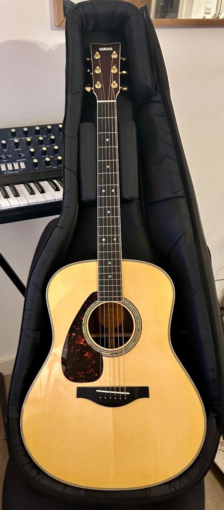 Yamaha LL16 ARE left hands 