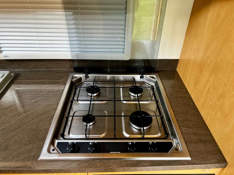 2011 Peugeot Olympus 462 Olympus 462 Single Axle Unlisted Petrol Automatic