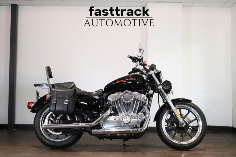 Harley Davidson Sportster XL 883 L Superlow 2013 - VANCE & HINES - VERY CLEAN