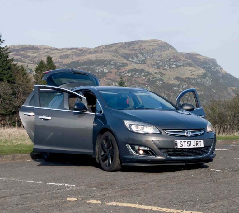 Vauxhall Astra SRi - 1.6 16V SRi Sports Tourer 5dr Petrol Manual Euro 5 (115 ps)