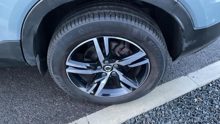 2022 Volvo XC40 Plus, B3 mild hybrid, Petrol, Dark ESTATE Petrol/Electric Hybrid Automatic