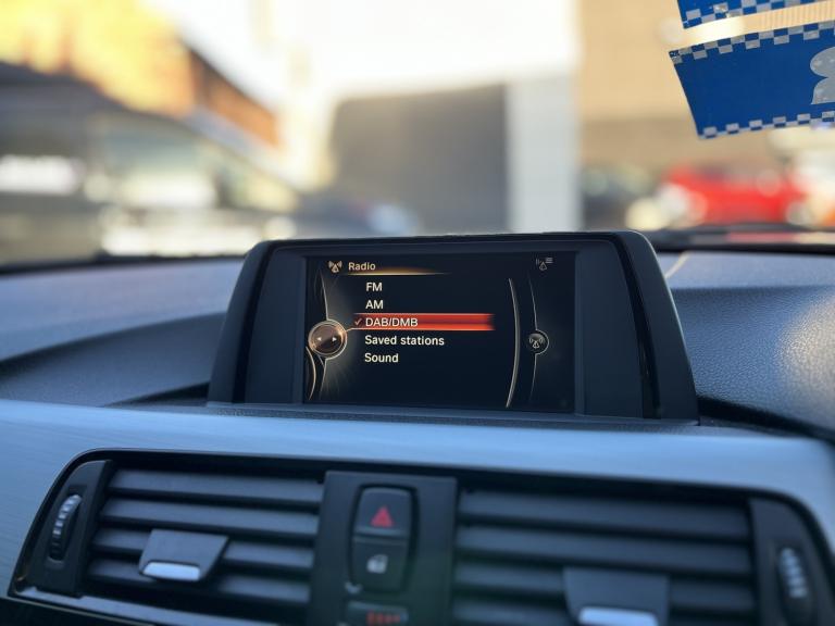 BMW 3 SERIES 2.0 320d Sport Saloon 2015