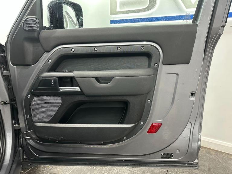 2021 Land Rover Defender 90 3.0 D250 MHEV S Auto 4WD Euro 6 (s/s) 3dr ESTATE Diesel Automatic