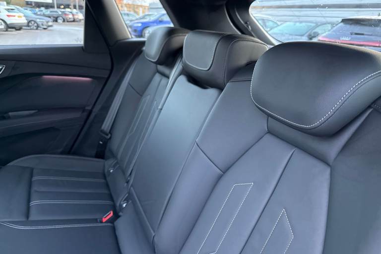 2025 Audi Q4 e-tron Q4  Black Edition 45 e-tron   kW SUV ELECTRIC Automatic