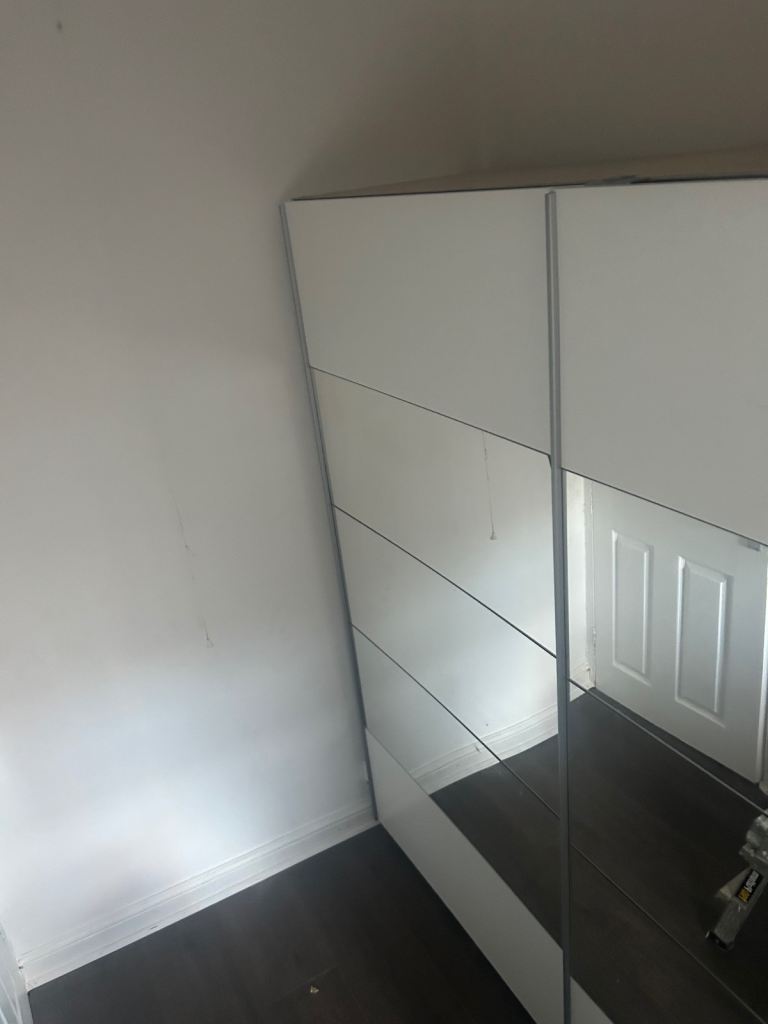 Sliding Mirrored Wardrobe RRP £800