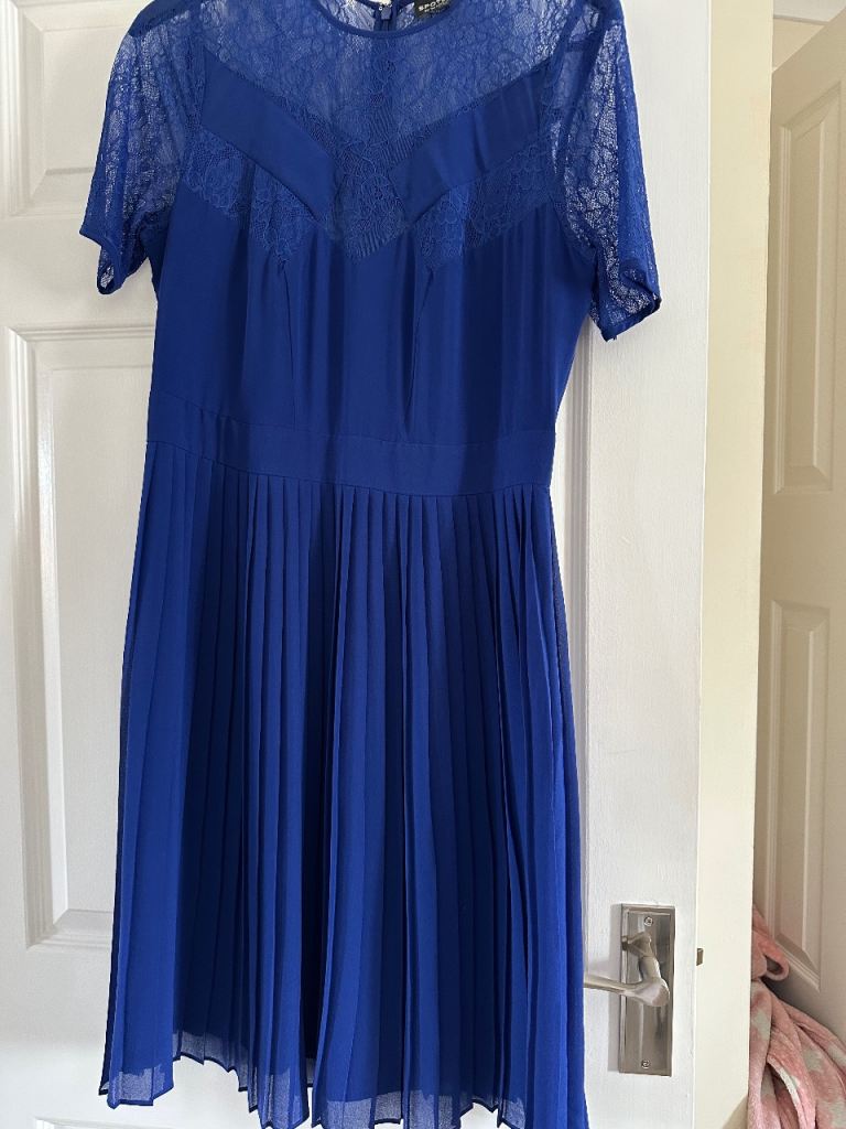 Ladies dresses 