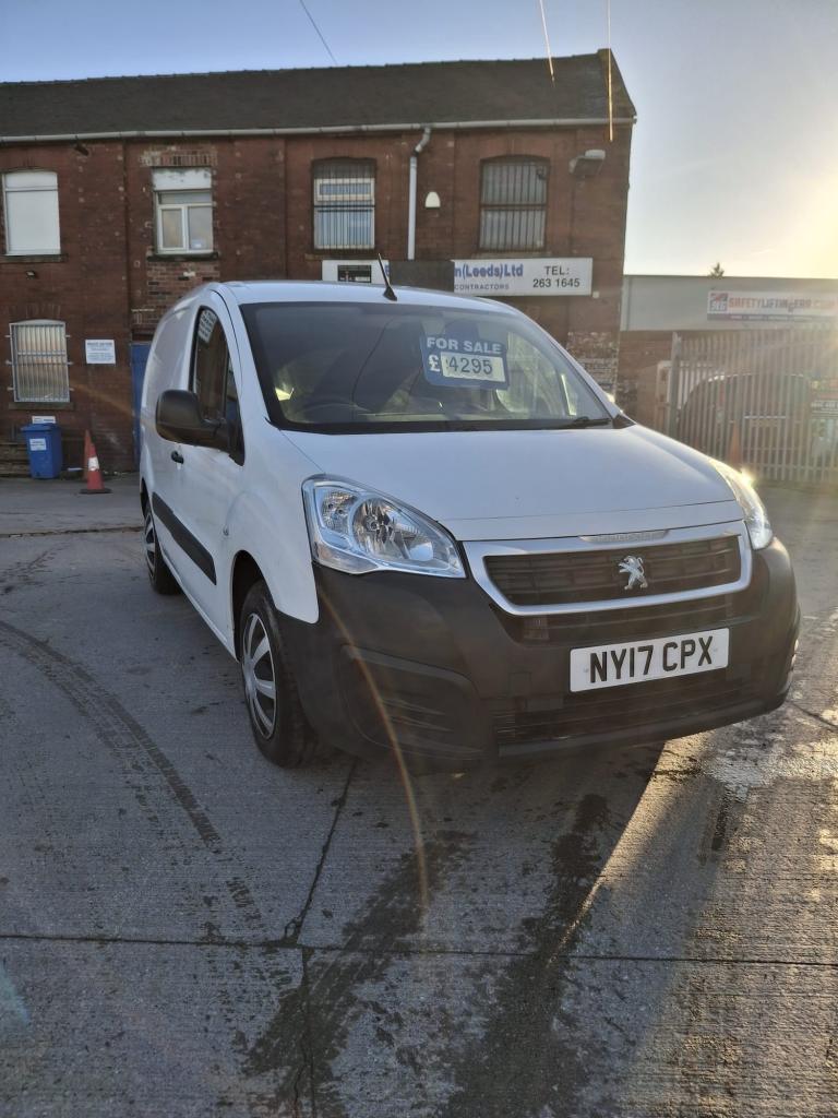 2017 Peugeot Partner 850 1.6 BlueHDi 100 Professional Van [non SS] PANEL VAN Diesel Manual