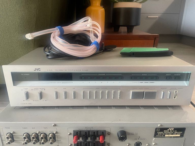 JVC T-X2L Vintage Tuner, cosmetically very good and fully working