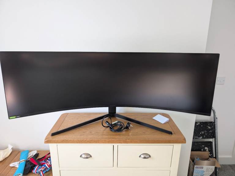 Samsung Odyssey G9 49" Curved gaming Monitor