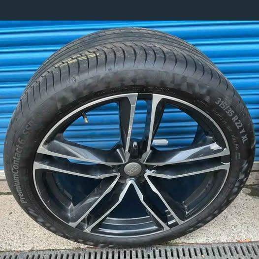 4 x Genuine Audi 22’ Alloy Wheels and Tyres like new Continental 315/35 R22 5x112 £650