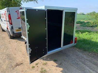 Box Trailer 7' x 4' x 4' in Black or White with Lockable Doors 750kgs - Tickners
