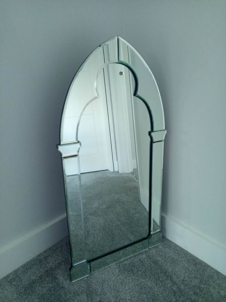 Mirror - Beautiful Framless Arched Shaped Art Deco Style Wall Mirror with Layered Bevelled Glass £25