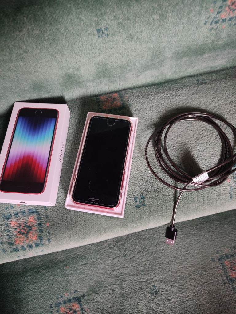 iPhone SE 64gb 3rd generation.