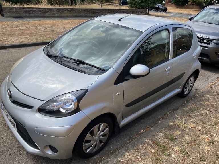 Toyota, AYGO, Hatchback, 2012, Manual, 998 (cc), 5 doors