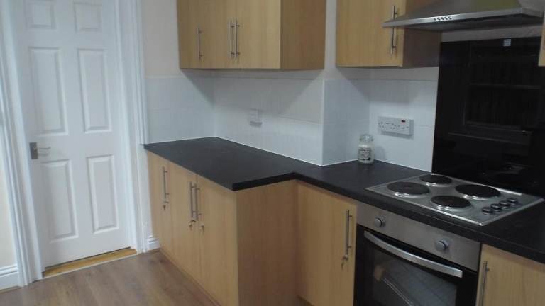 FURNISHED STUDENT ACCOMMODATION IN CHELMSFORD...AVAILABLE NOW!!  **ALL BILLS INCLUDED** 