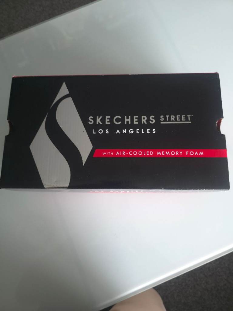 Skechers trainers
