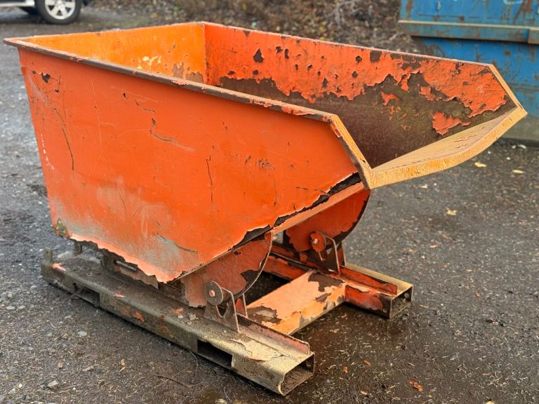 Fork truck tipping skip orange 