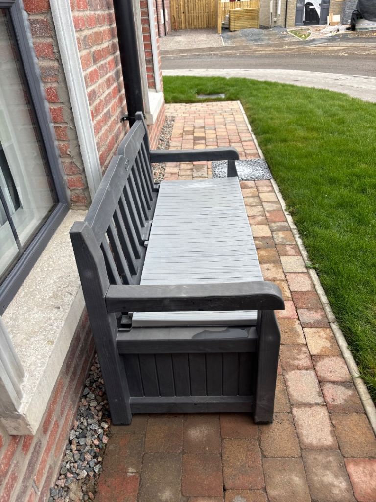 Keter 265 litre storage bench