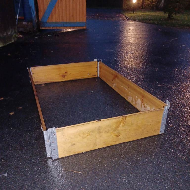 image for Pallets collar