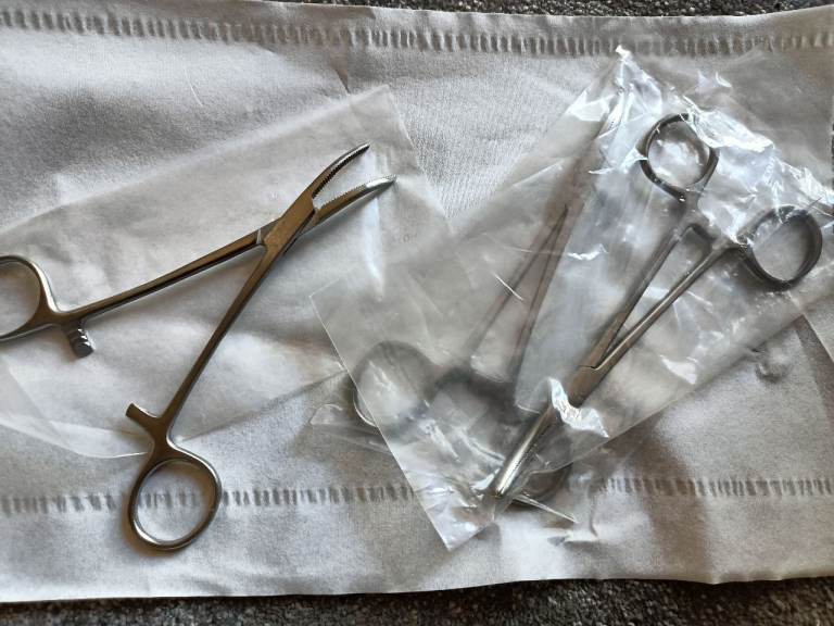 Surgical steel forceps 6inch x 3