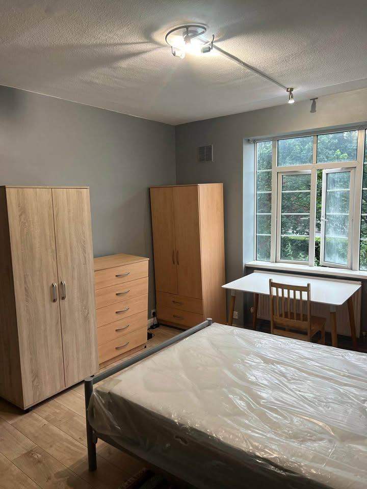 Brent Cross two Bedroom Flat