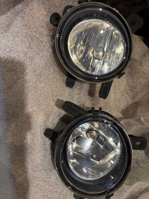 BMW Fog Lights (originally from a Series 2 car 2016 but will fit other models) 