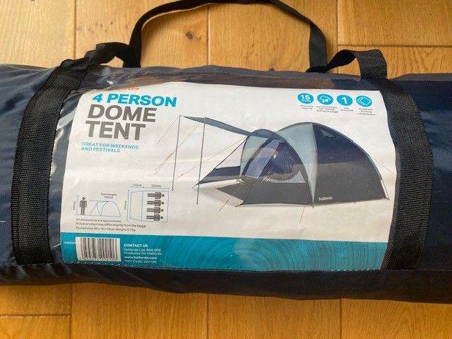 HALFORDS 4 PERSON DOME TENT