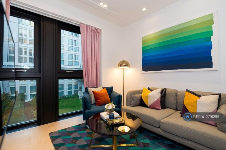 Studio flat in Portugal Street, London, WC2A (#2791285)