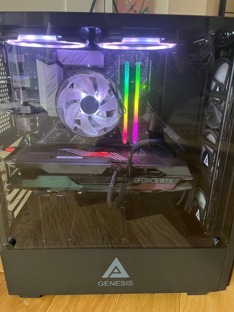 GeForce RTX 3080, Ryzen7, Cyberpower gaming PC.