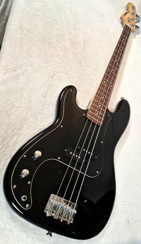 2000s Westfield LH B1000 Precision Bass Guitar 