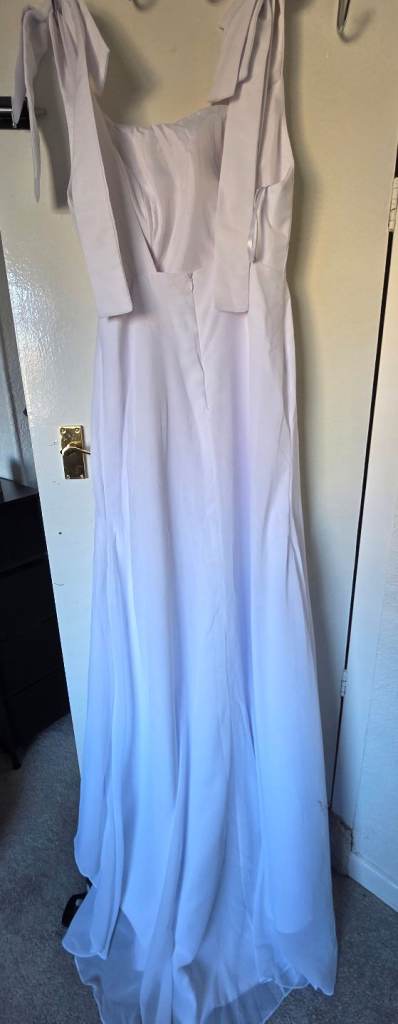 Brand-new wedding dress 