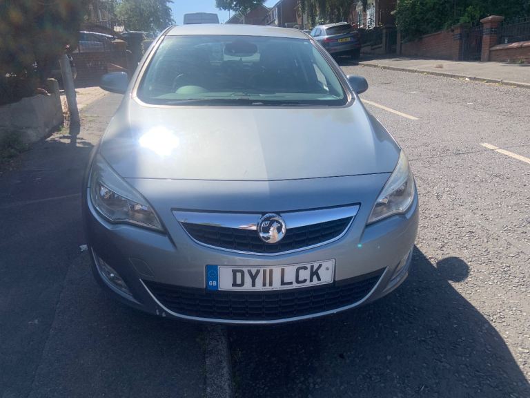 Vauxhall, ASTRA ELITE. Hatchback, 2011, Other, 1956 (cc), 5 doors
