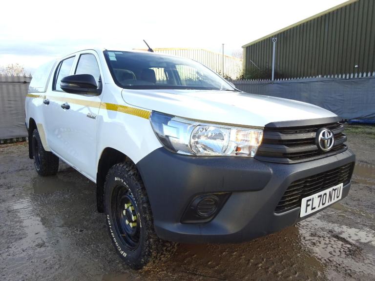 2020 70 REG TOYOTA HILUX ACTIVE D-4D 4WD DCB DIESEL DAMAGED REPAIRABLE SALVAGE