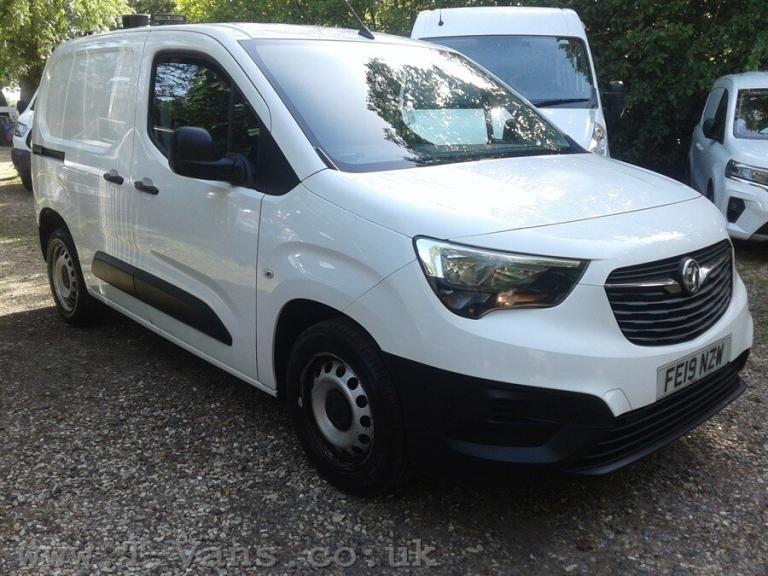 2019 Vauxhall Combo 2300 1.6 Turbo D 100ps H1 Edition Van PANEL VAN Diesel Manual