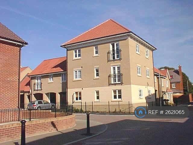 1 bedroom flat in Ridgewell Avenue, Chelmsford, CM1 (1 bed) (#2621065)