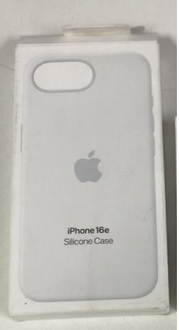iPhone 16e Silicone Case – White