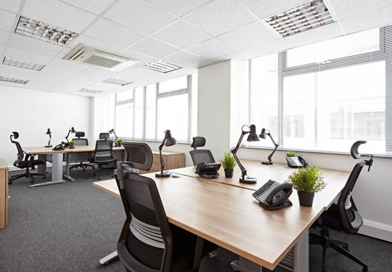 3 to 254 Person Private Office Suites to rent in *Liverpool Street*, Central London EC2