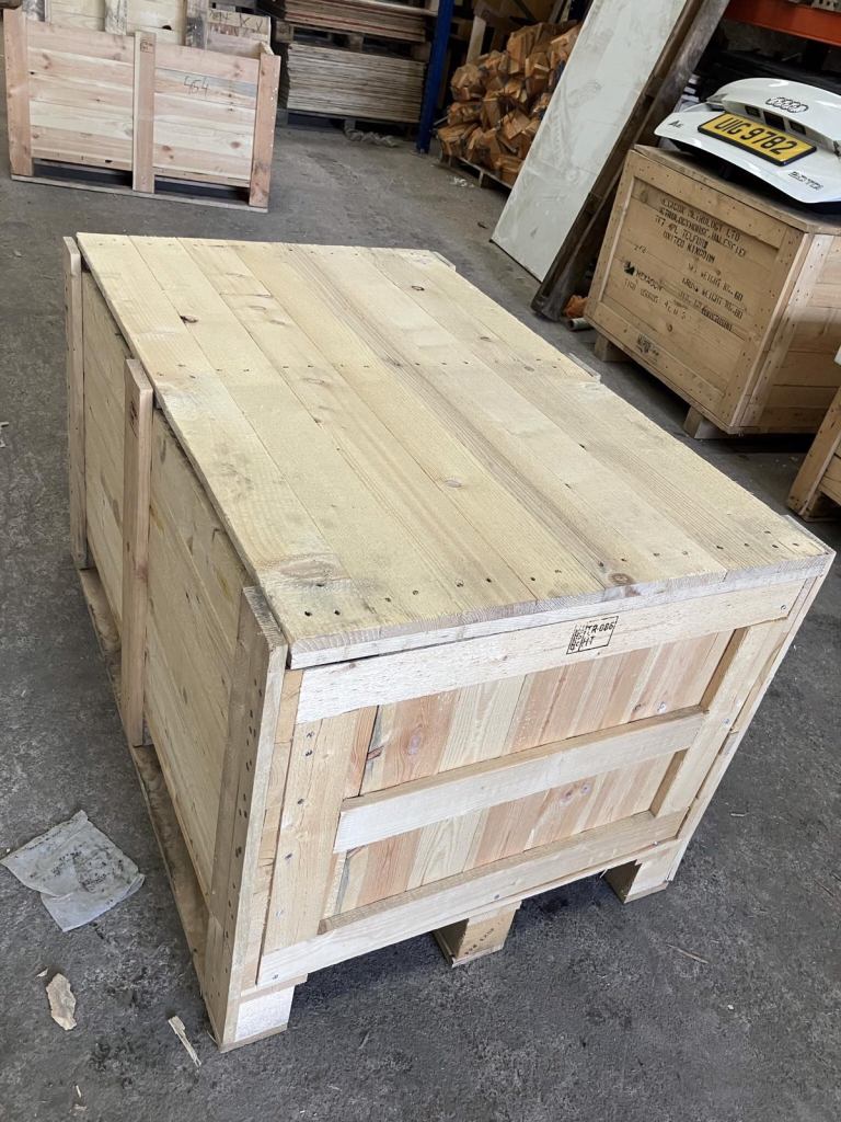 Wooden Boxes with lids ✔️