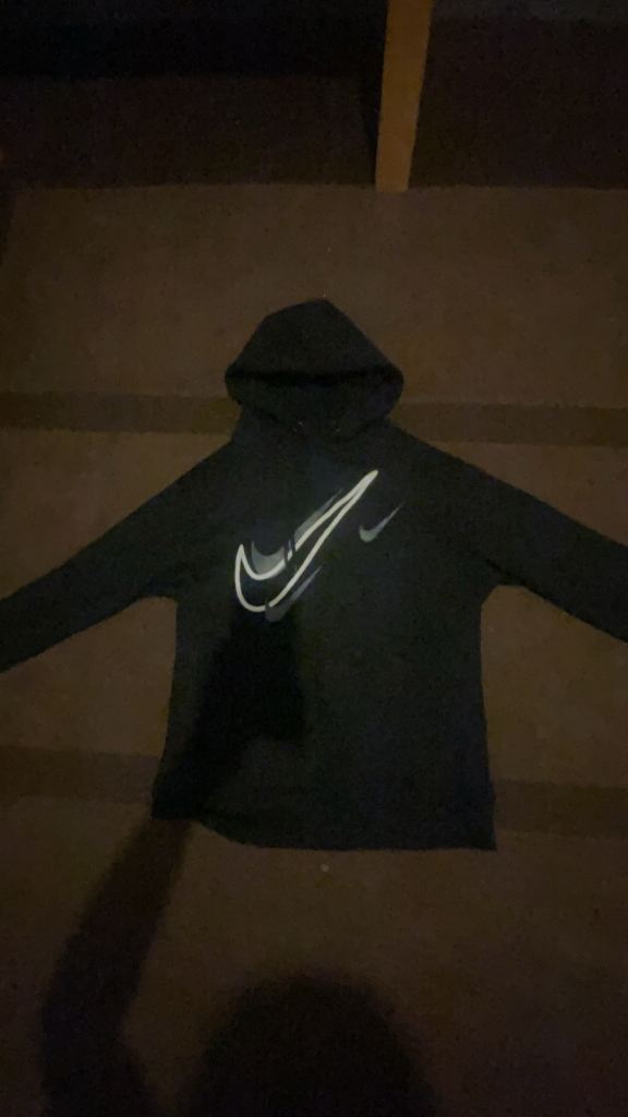 Nike swoosh black men’s size small jumper 