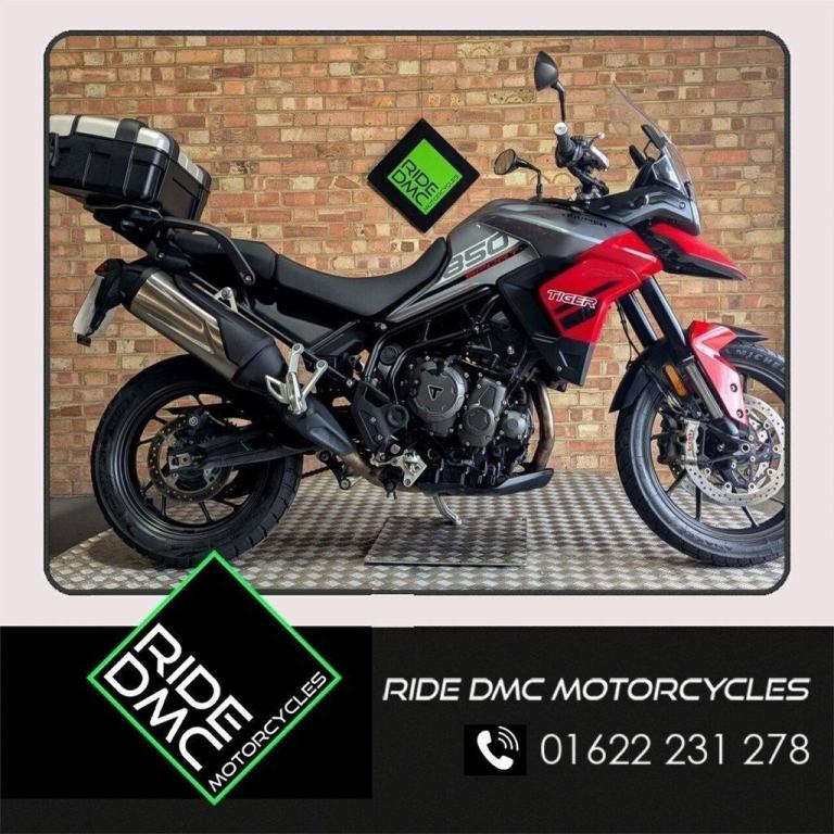 TRIUMPH TIGER SPORT 850 22. FSH. 10995 MILES. LOVELY CONDITION. 1 OWNER