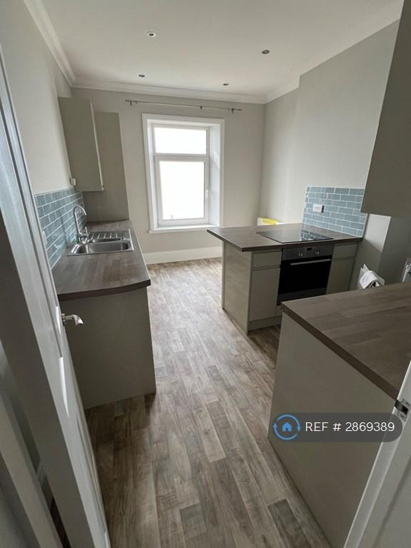 2 bedroom flat in Alpine Road, Ventnor, PO38 (2 bed) (#2869389)