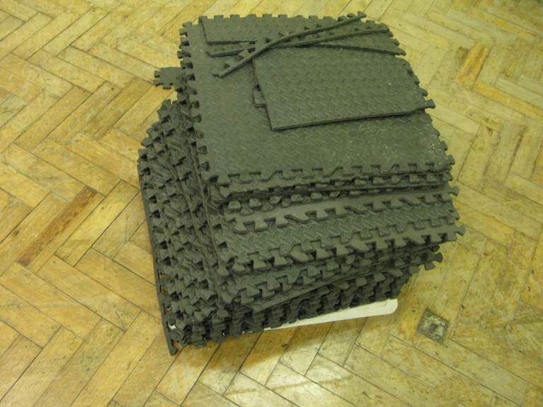 Set of 35 Interlocking Soft Foam Floor Tiles