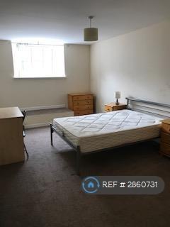 2 bedroom flat in John Knox Court, Aberdeen, AB24 (2 bed) (#2860731)