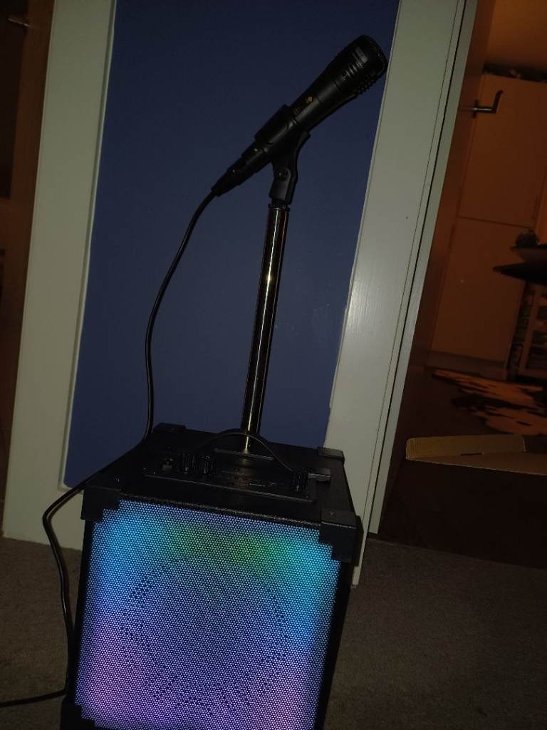 Karaoke speaker and mike only used once