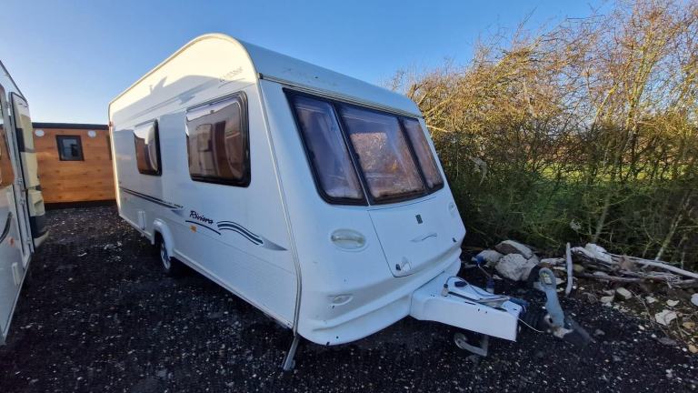 2003 Compass Riviera 524 Touring Caravan 4 berth Single Axle Rear Bathroom