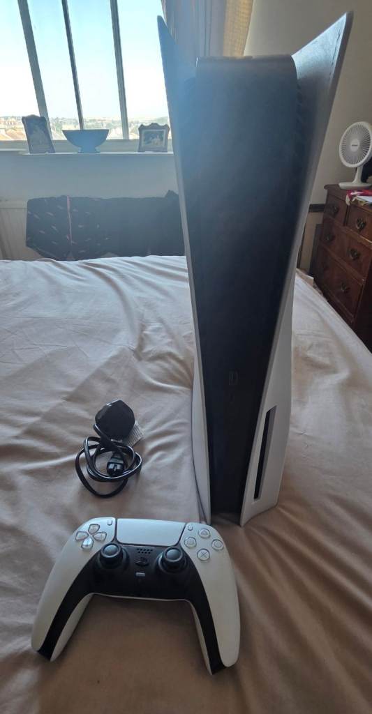 Sony PlayStation 5 Console & Controller – Good Condition